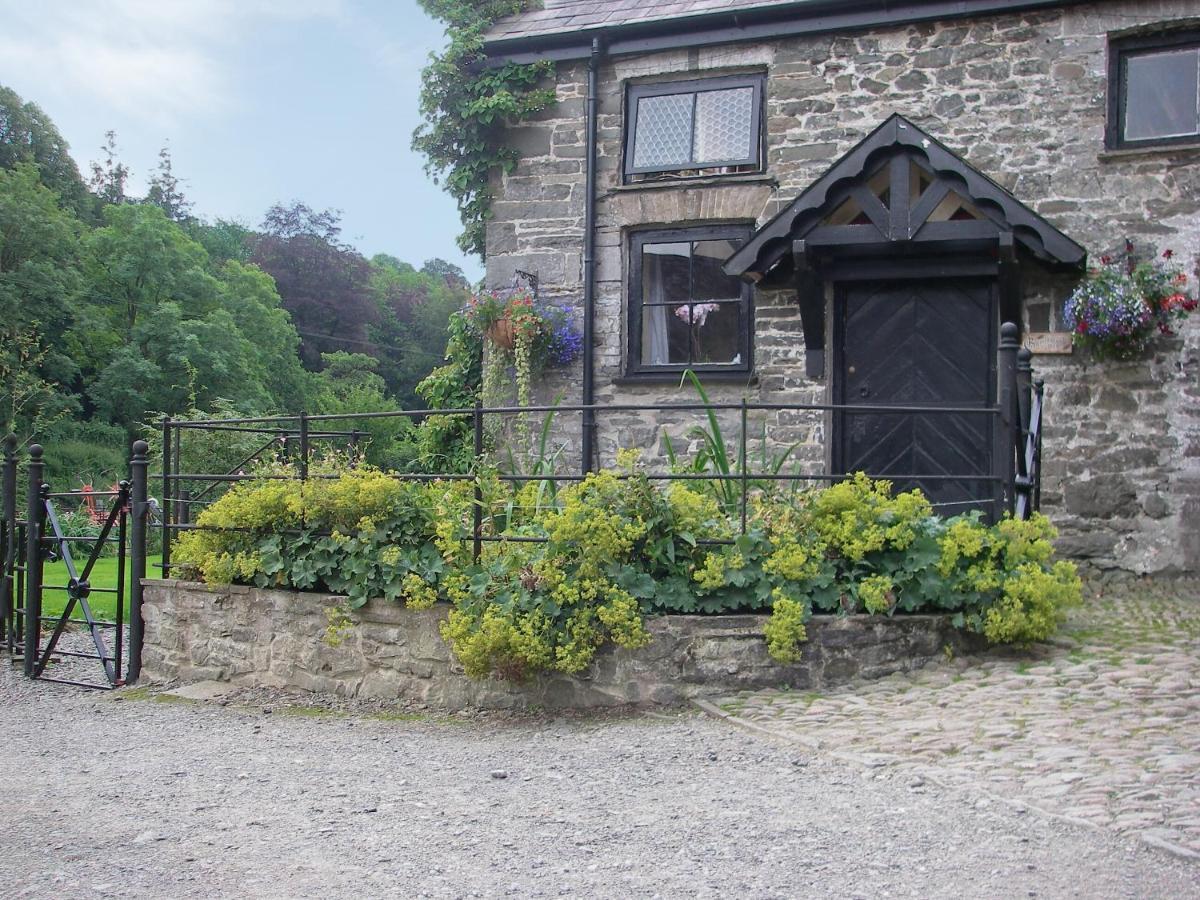 Gamekeepers Cottage Myddfai Exteriör bild